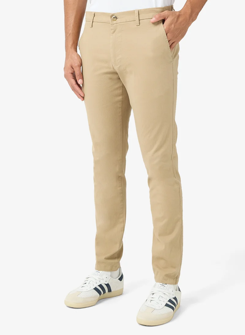 روبرت وود تشينو ذكي بقصة مدببة